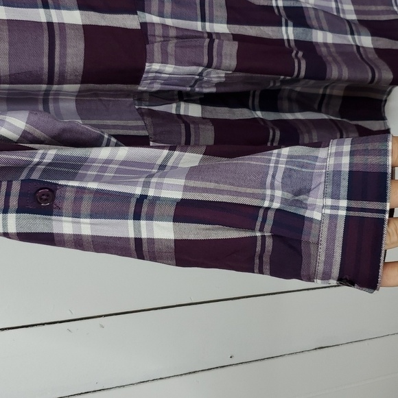 Catherines Button Down Shirt Long Sleeve Plaid Peplum Waist Purple WOmens 0X - Picture 6 of 10